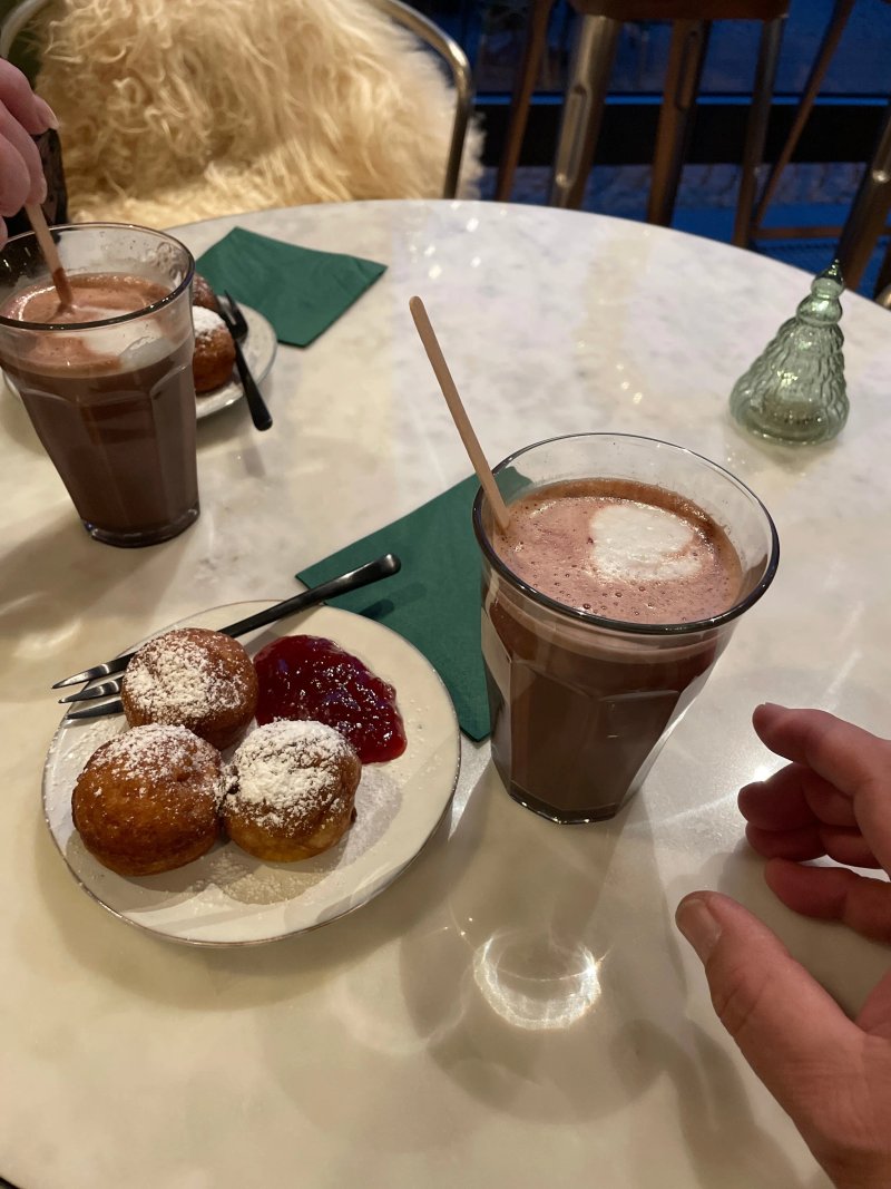 Torvets Cafe Og Vinbar
