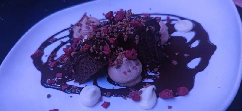 Ginebre Restaurant