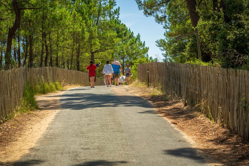 Aloa Vacances - Camping Les Flots Bleus