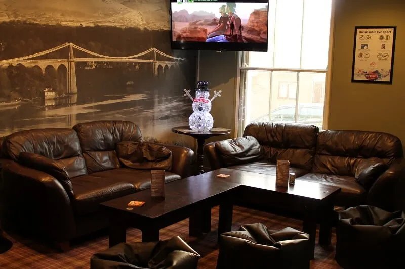 Menai Hotel & Bar