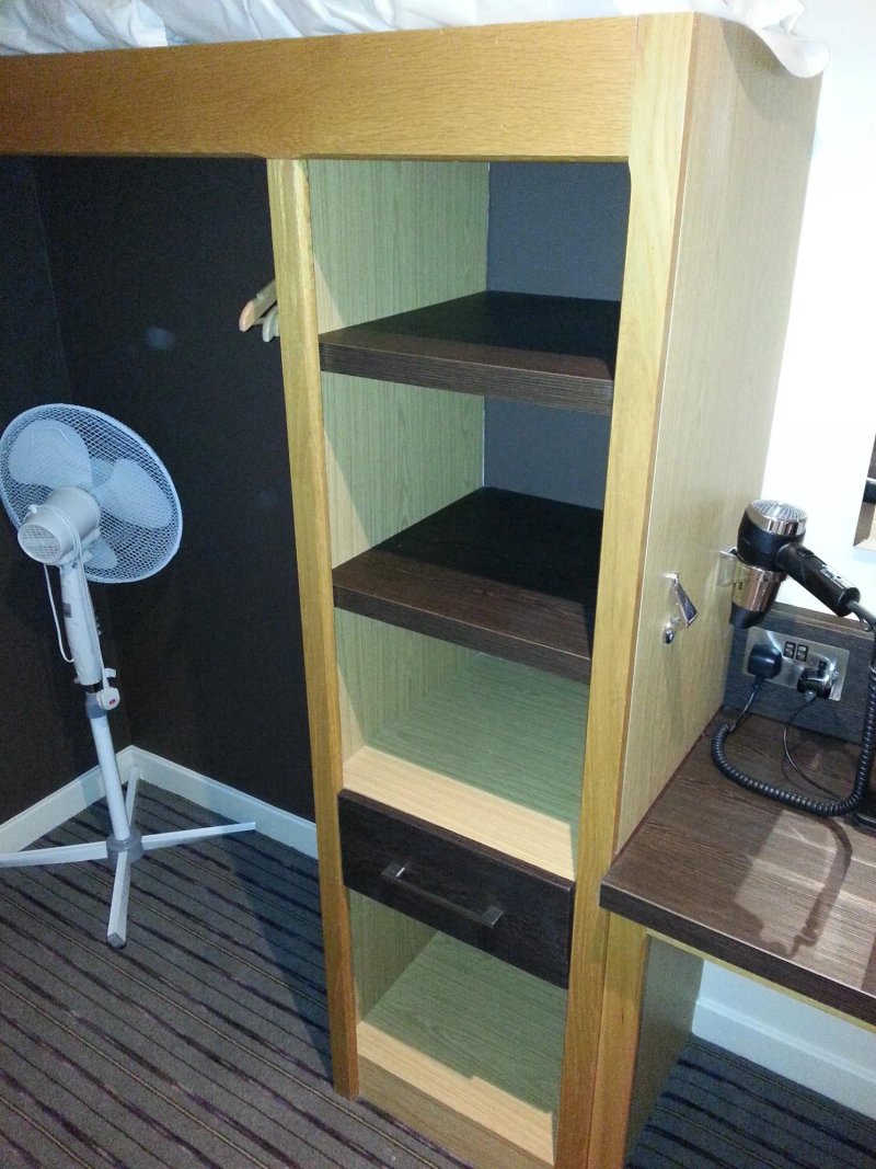 Premier Inn Farnborough West Southwood Hotel