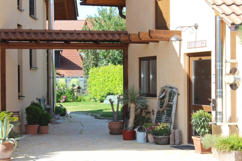 Pension & Apartments Vanii