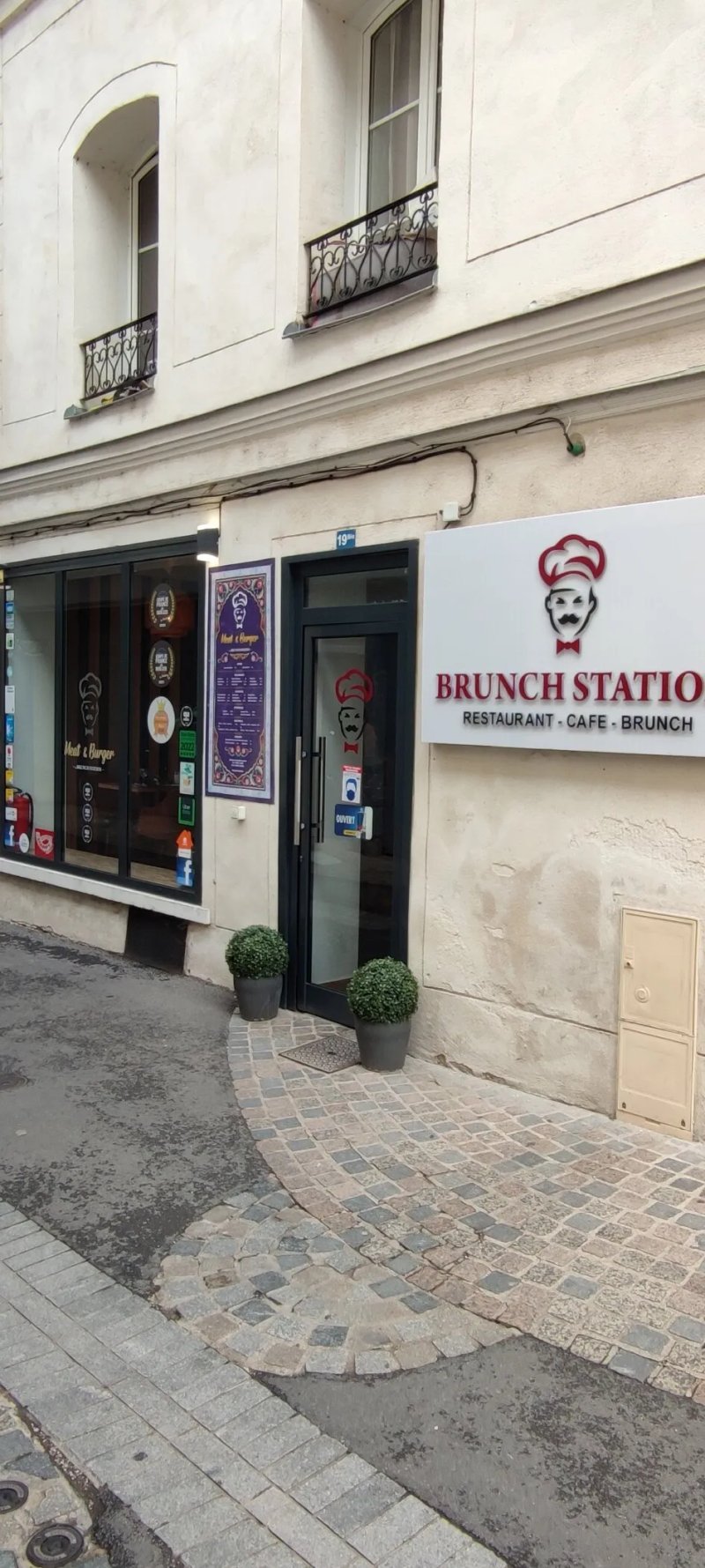 Brunch Station
