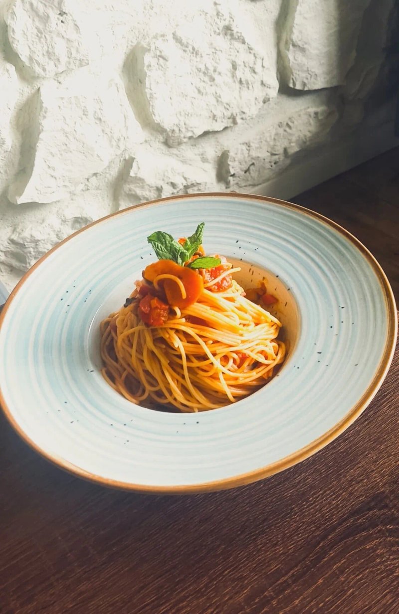 Plaisir Fashion Bar Coffee & Kitchen
