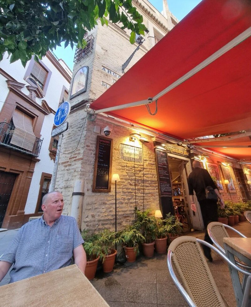 Bar Antiguedades