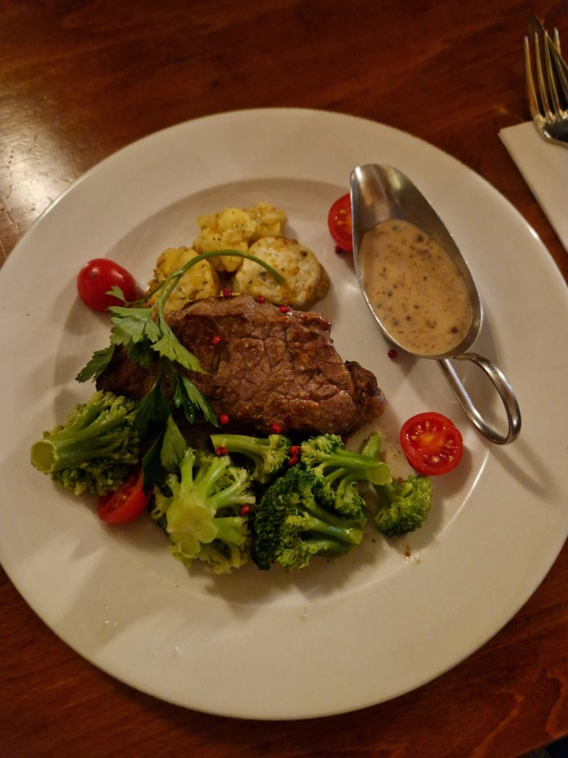 Mariandl Cafe am Beethovenplatz