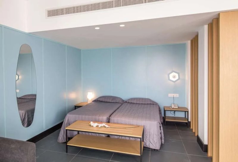 Anthea Hotel Apts