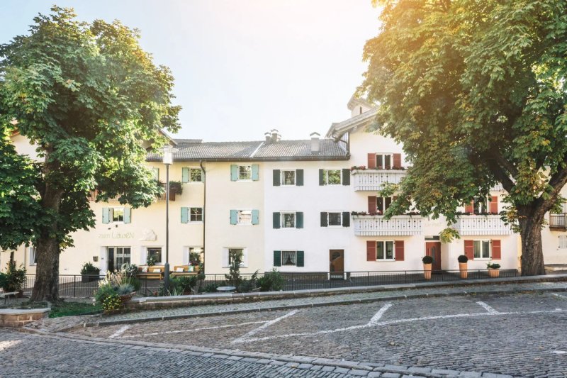 Hotel Zum Lowen-Post