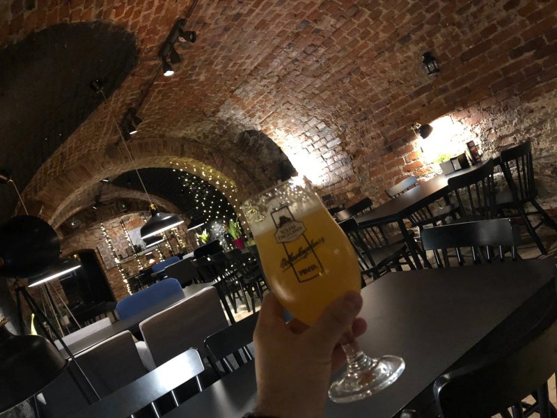 Salonas Restobar