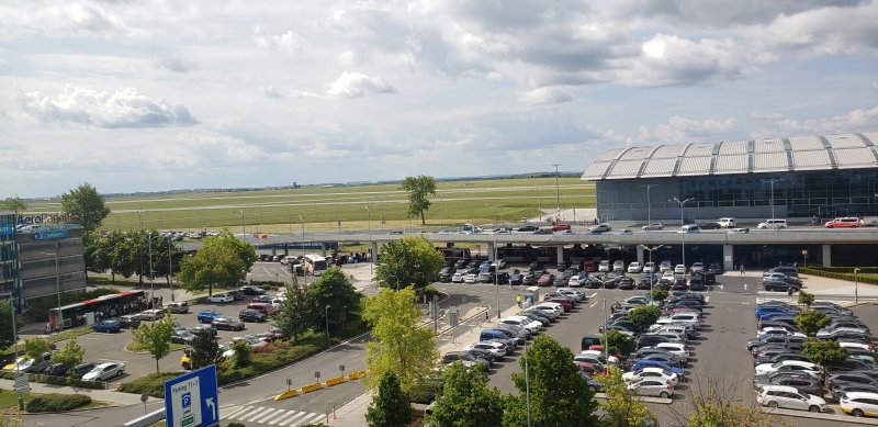 Courtyard Prague Airport