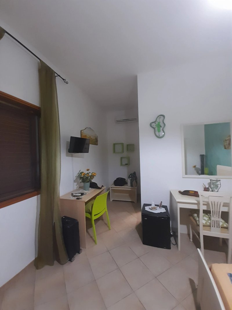 B&B Poliglotta