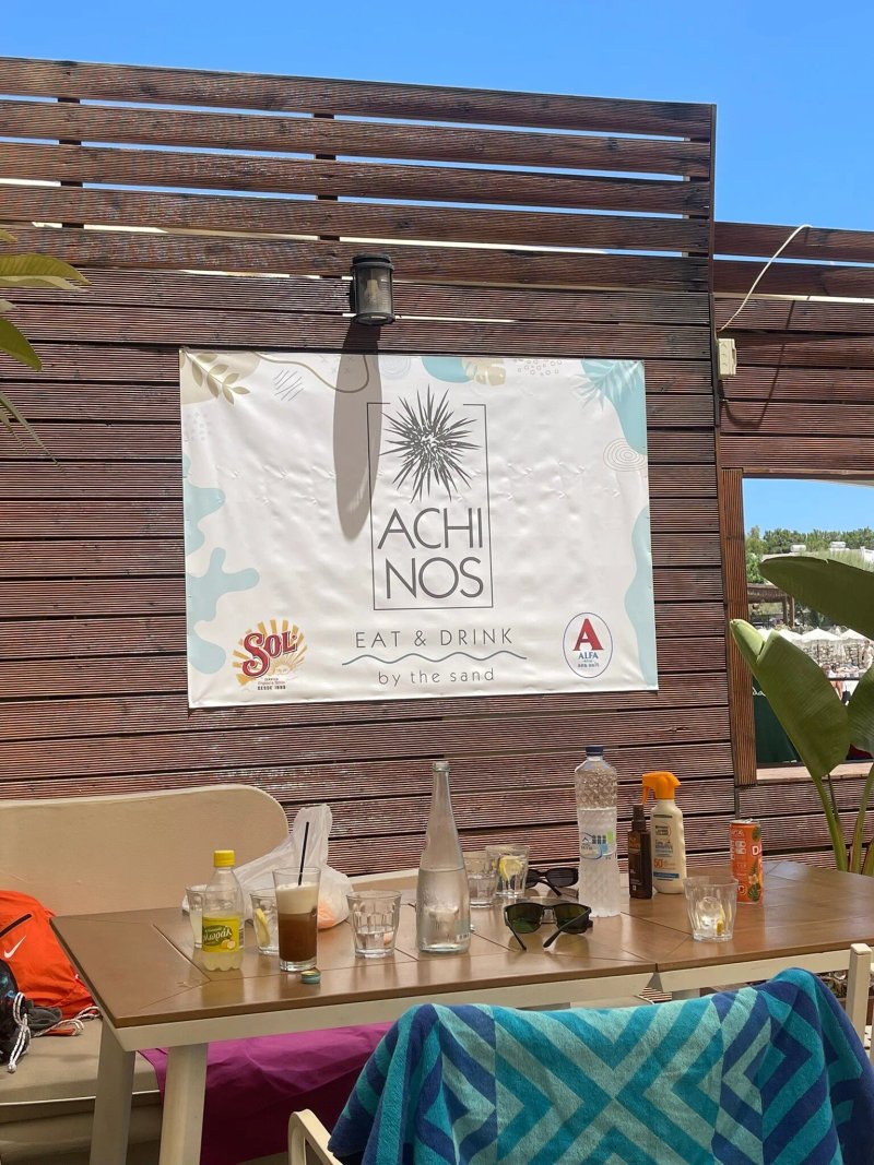 Achinos Eat & Drink by the Sand