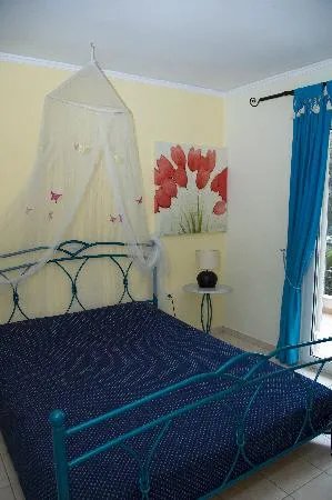 Villa Dolphins