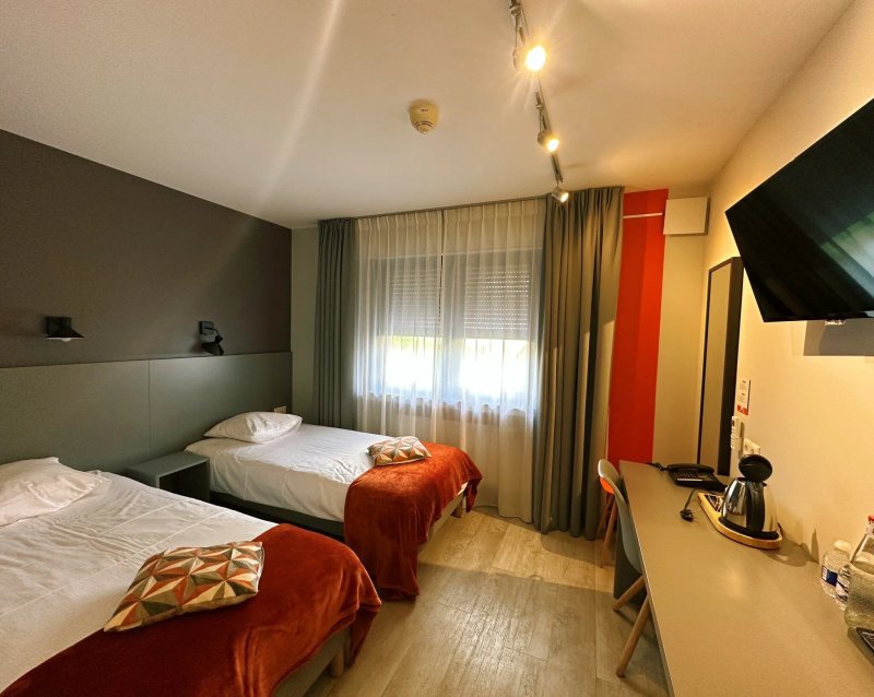 Mandarina Hotel