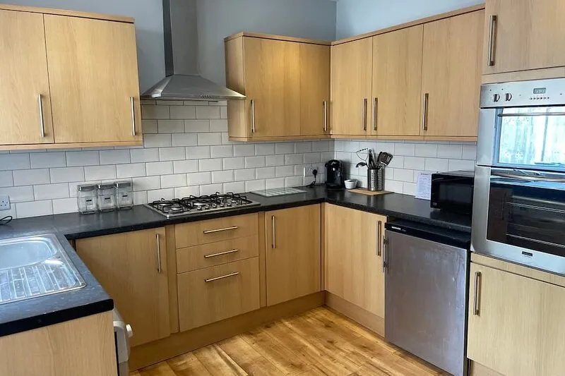 4 Luxury Ensuite Bedrooms, Games & Arcade Room
