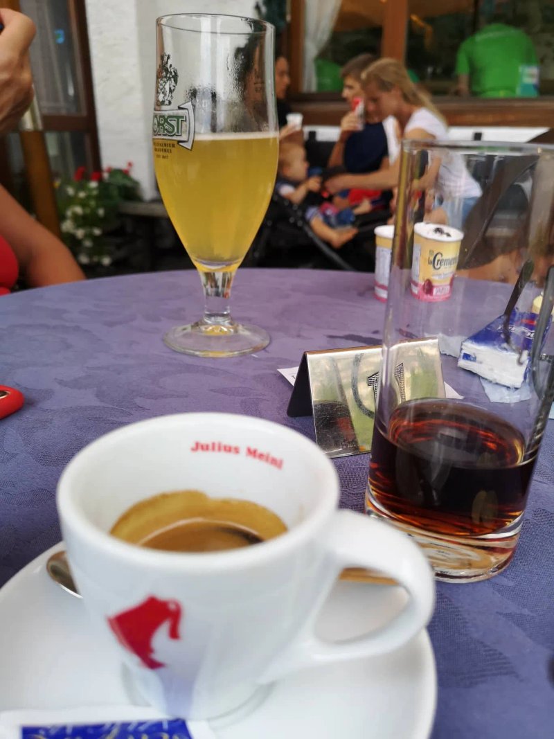 Hotel Fiames Restaurant & Bar