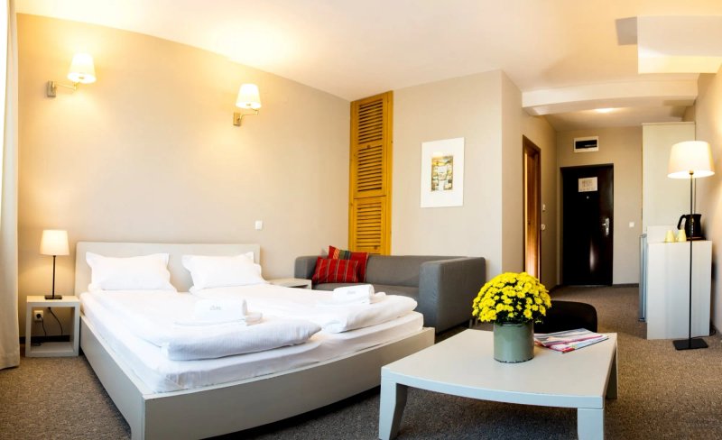 White Lavina Spa and Ski Lodge