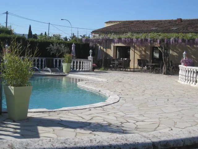 Auberge Les Olivades