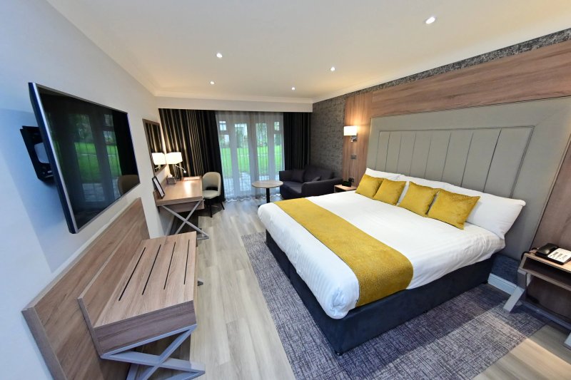 Best Western Premier Heronston Hotel & Spa