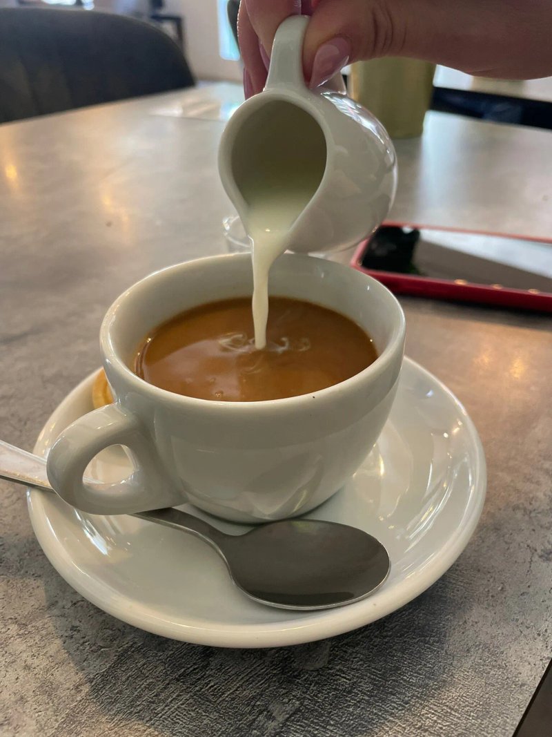 Vekker Cafe