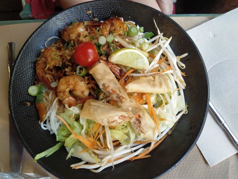 Le Cafe thai