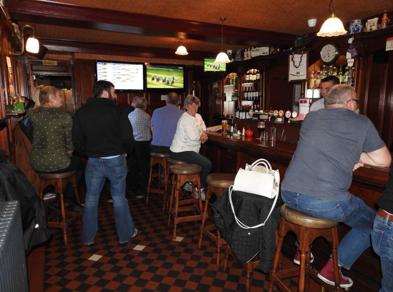 Salmon Leap Inn Gastropub