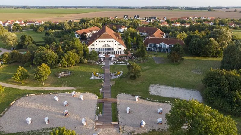Aedenlife Hotel & Resort Rugen Restaurant