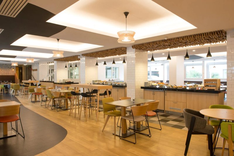 Doubletree By Hilton Paris Bougival