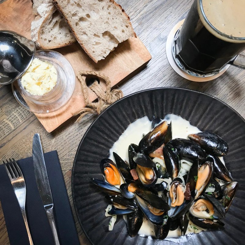 White Horse Oyster & Seafood Bar