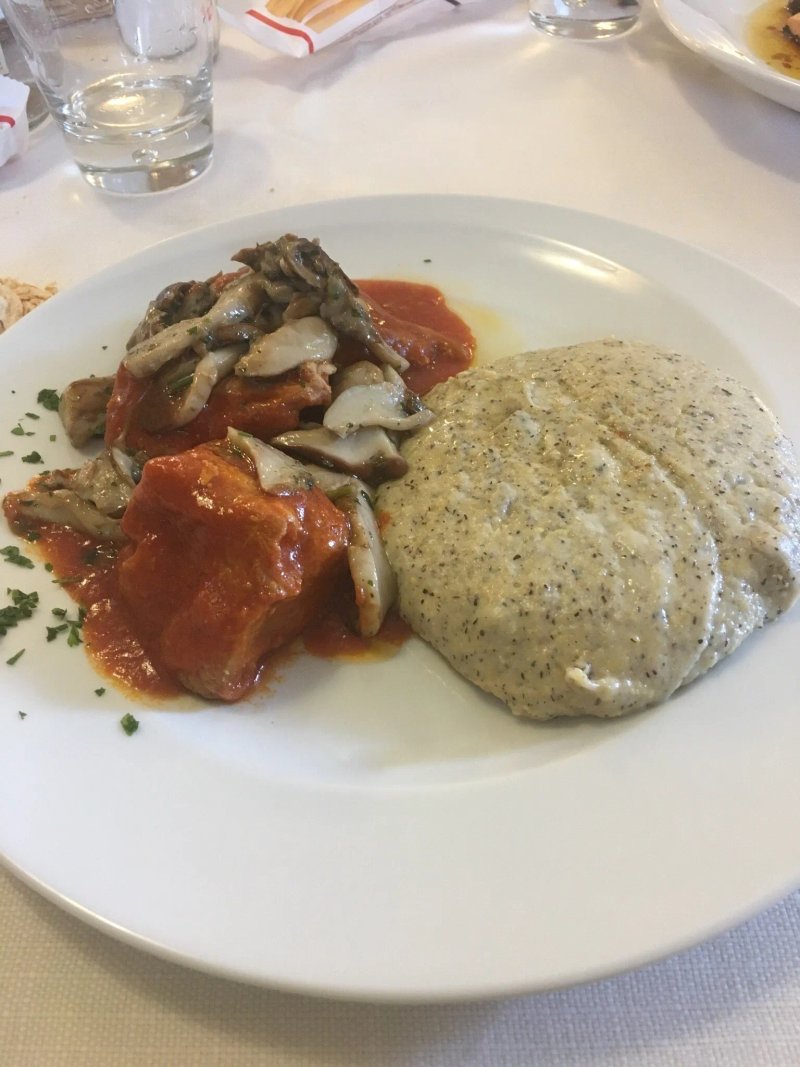 Osteria Pizzeria Witch