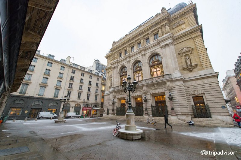 La Maison Favart
