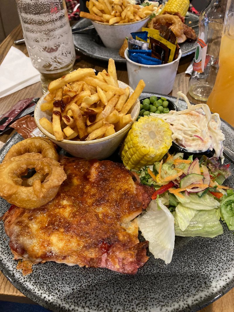 Lambton Arms Hotel