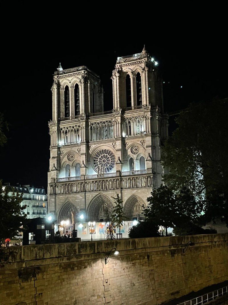 Comme Chai Toi - Notre Dame