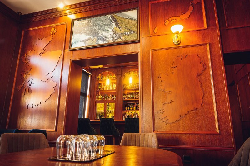 Tasting Room - Premium Spirits and Cocktails