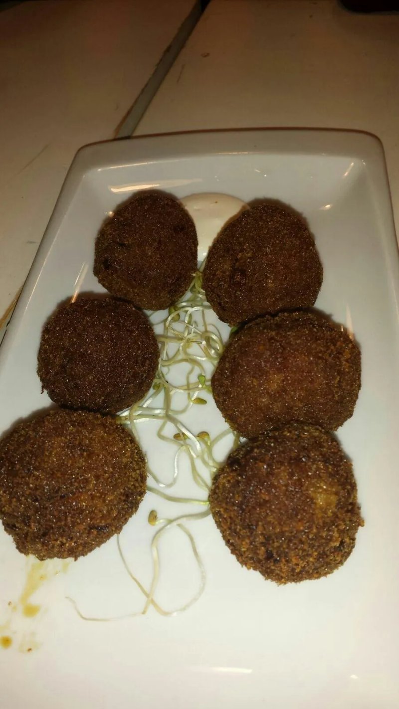 Taperia EntreBares