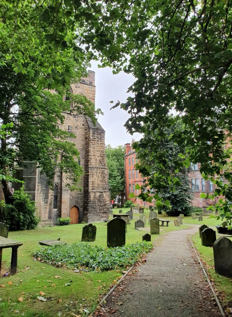 St Andrew's Church Gardens