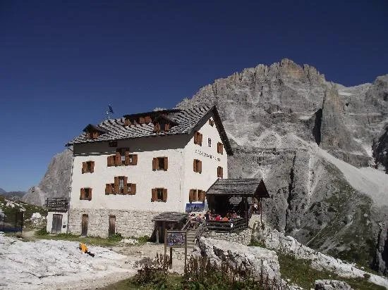 Rifugio Zsigmondy-Comici