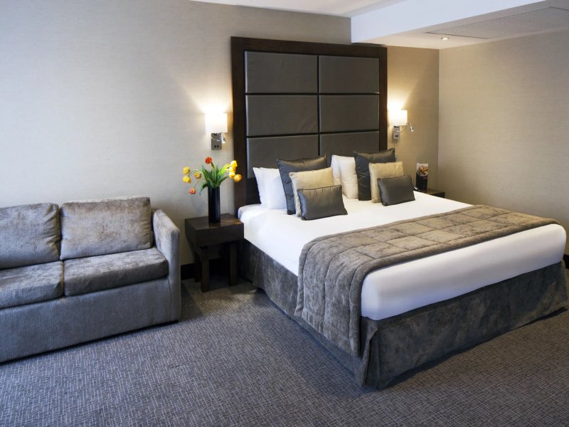 The Wellington By Blue Orchid