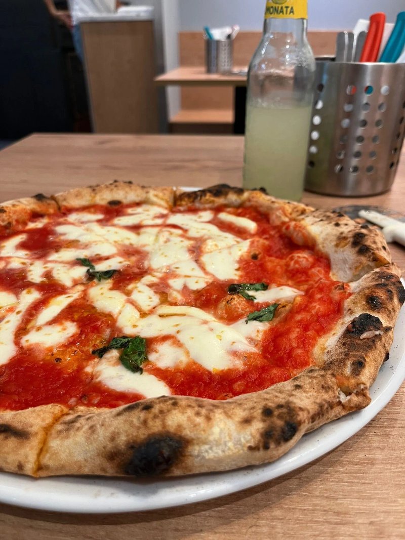 Lievitamente Pizzeria Napoletana