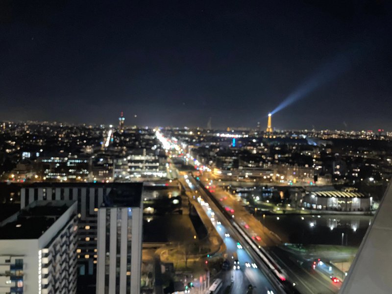 Skyline Paris Bar & Lounge