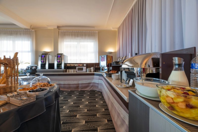 CERISE Royan - Le Grand Hotel de la Plage