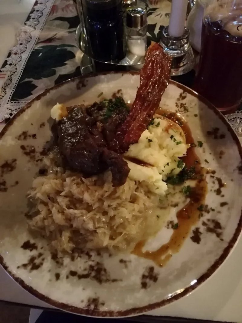 Kryjowka Restaurant - Kraina Smaku