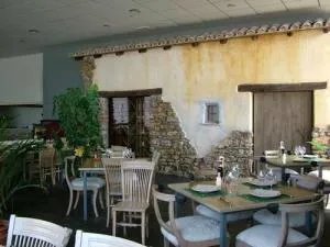 Hotel Puerta de la Serrania
