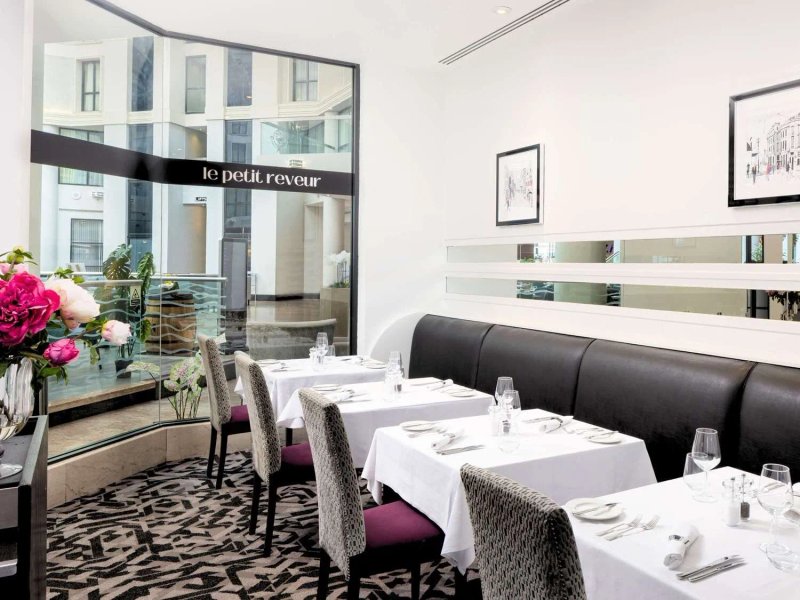 Sofitel London Gatwick Hotel