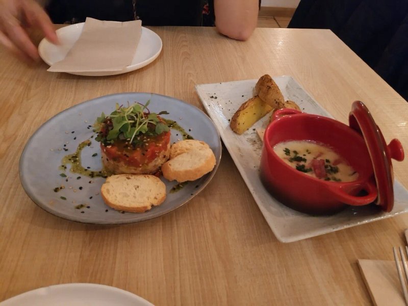 Le Bistrot