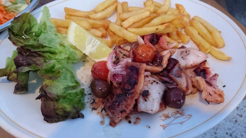 Bayside Pizza, Pasta, Bar & Grill.