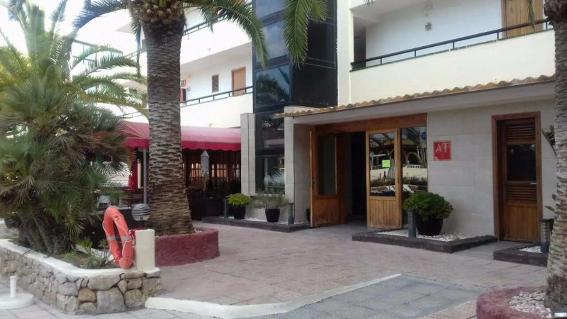 Apartamentos Bahia San Antonio