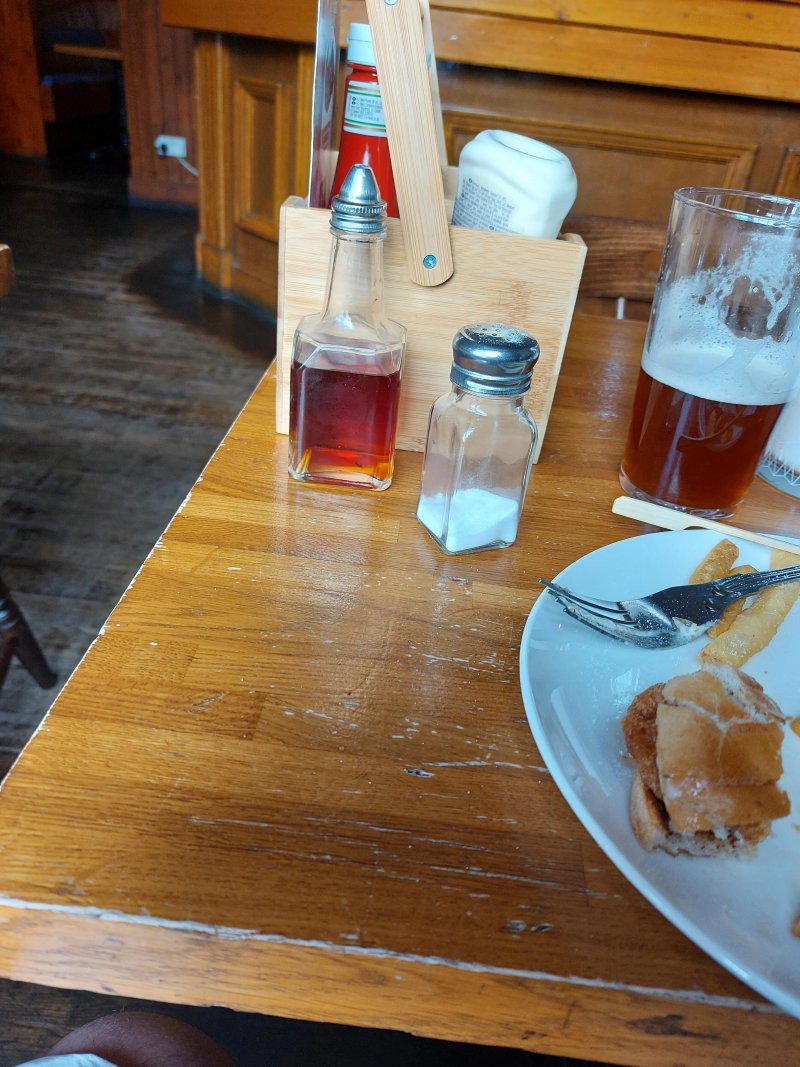 The Mallard Bar