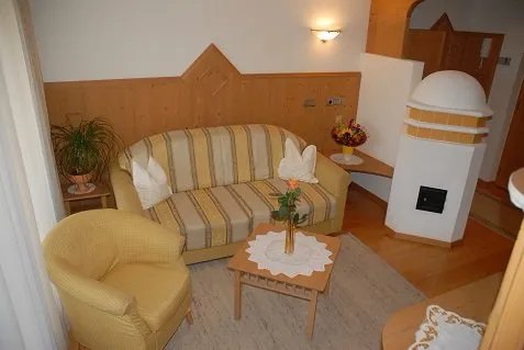 Apartments Almiva