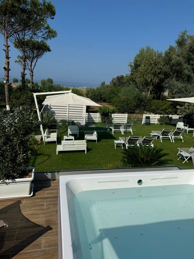 Aquamaris Design Suite & Spa